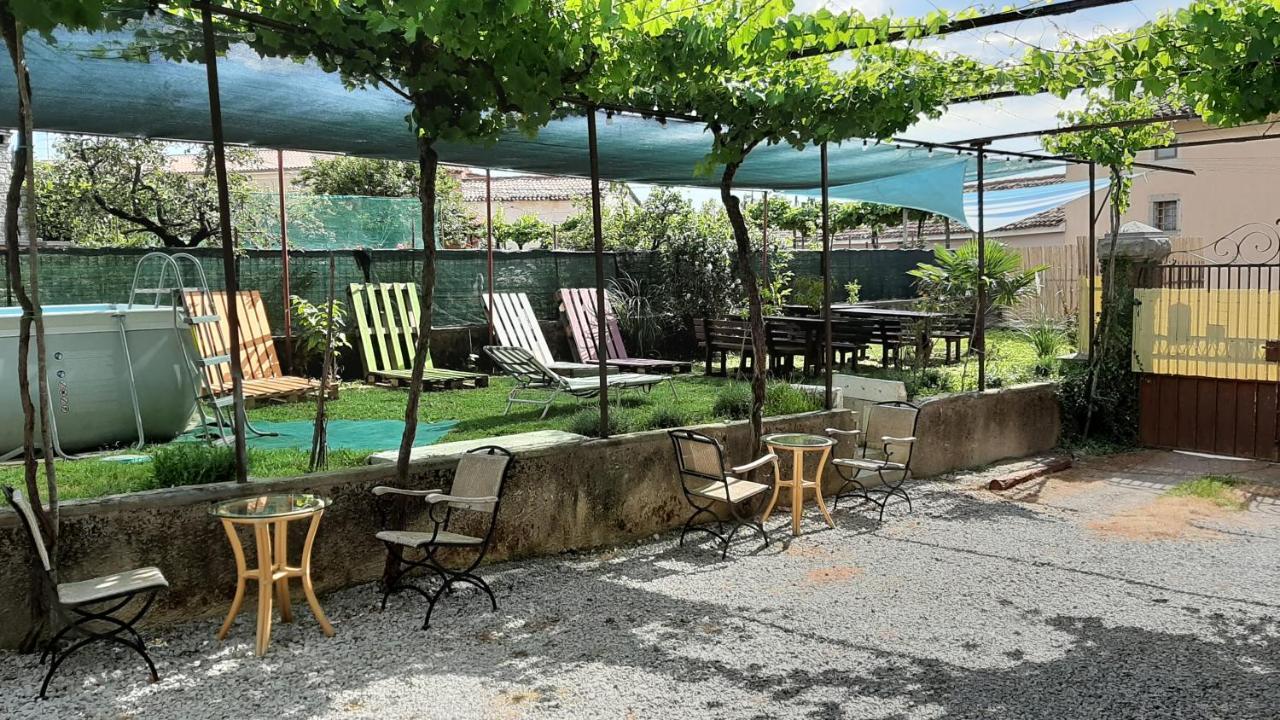Residence Muzica Bed And Breakfast コメン エクステリア 写真